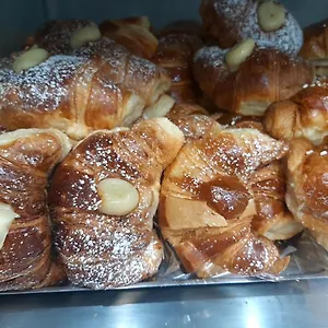 3 Chiaia Naples