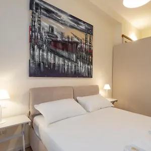 Apartment Royal - Centro Brera Italy
